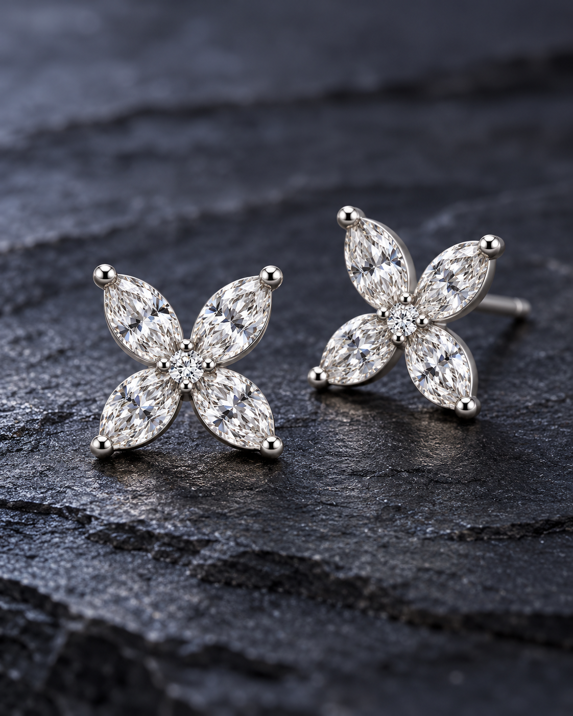 Blüten Ohrstecker 750 Weissgold mit Diamanten