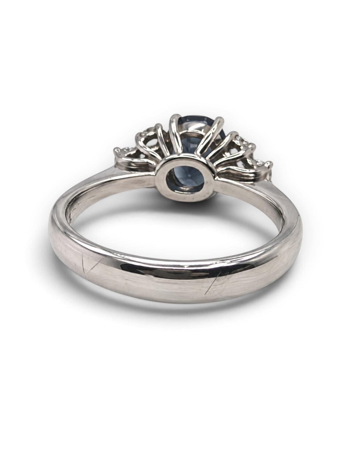 Saphir-Ring 18 Karat Weissgold 1.28 ct – Referenz DR-000045
