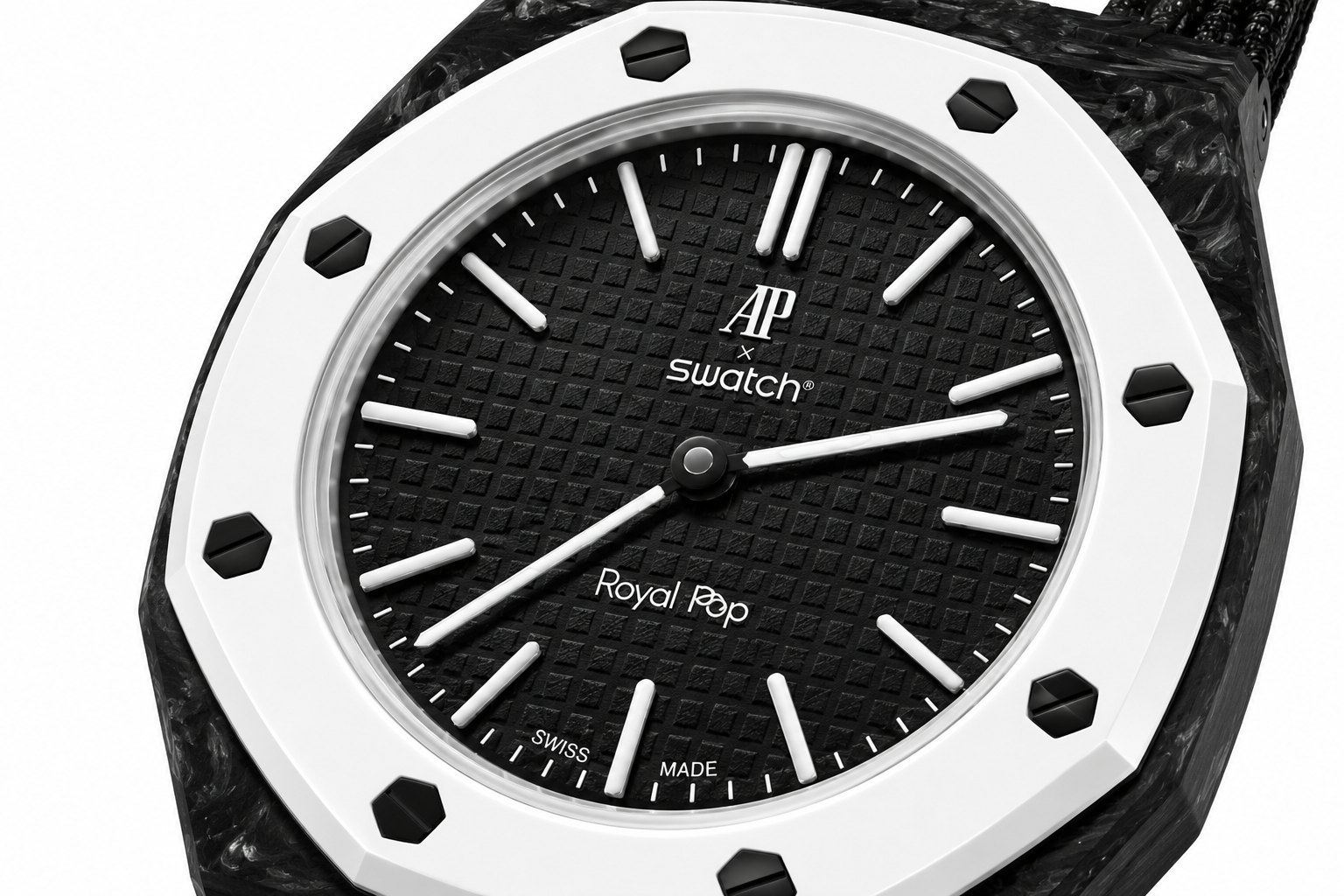 Audemars Piguet × Swatch Royal Pop Ocho Negro – mit Armband